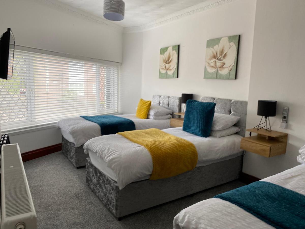 Cosy 2 Bed Flat In - Away From *